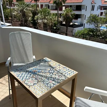 Apartamento Playa Honda 229 En Playa De Américas